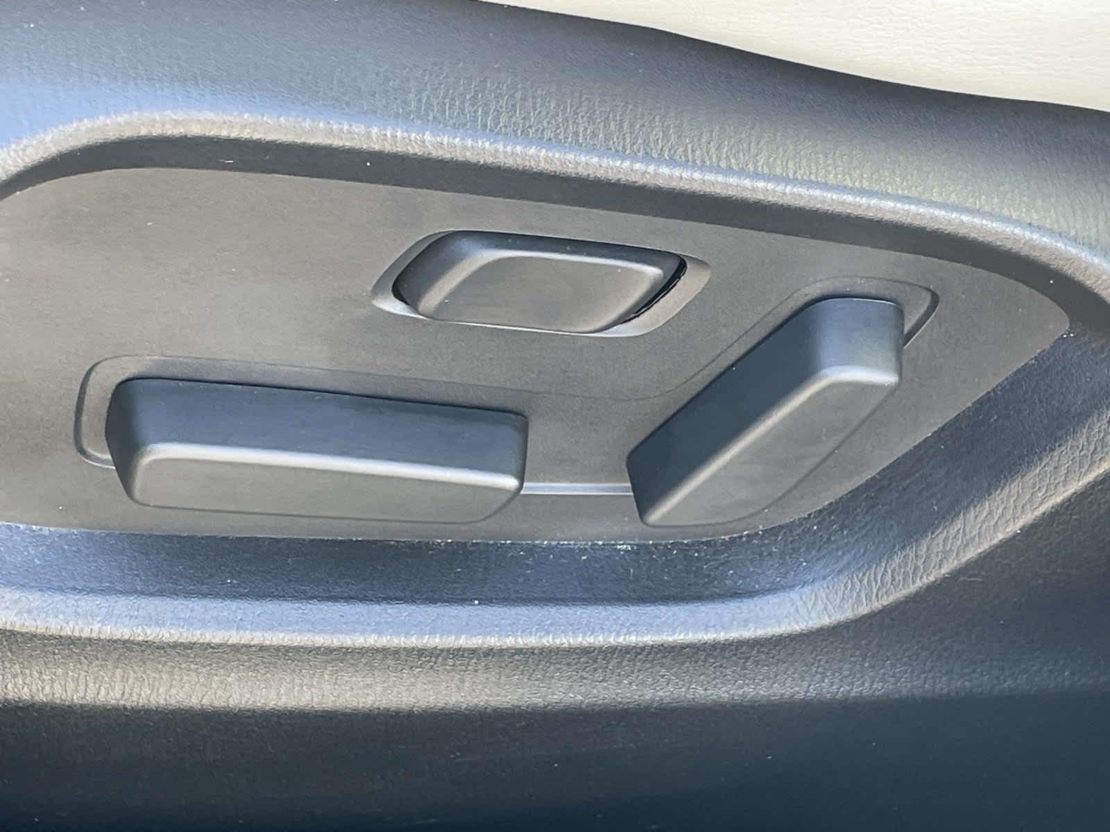 2024 Mazda CX-5 photo 17 of 35