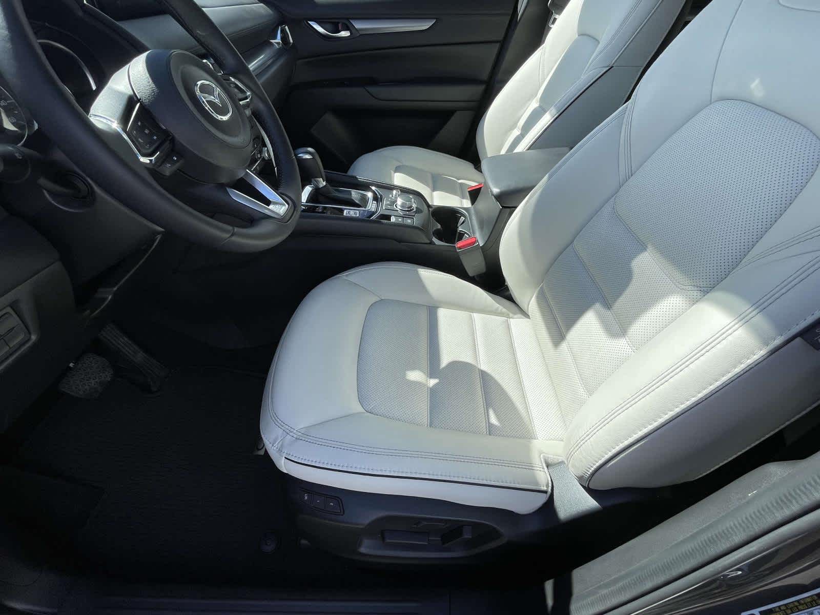 2024 Mazda CX-5 photo 16 of 35