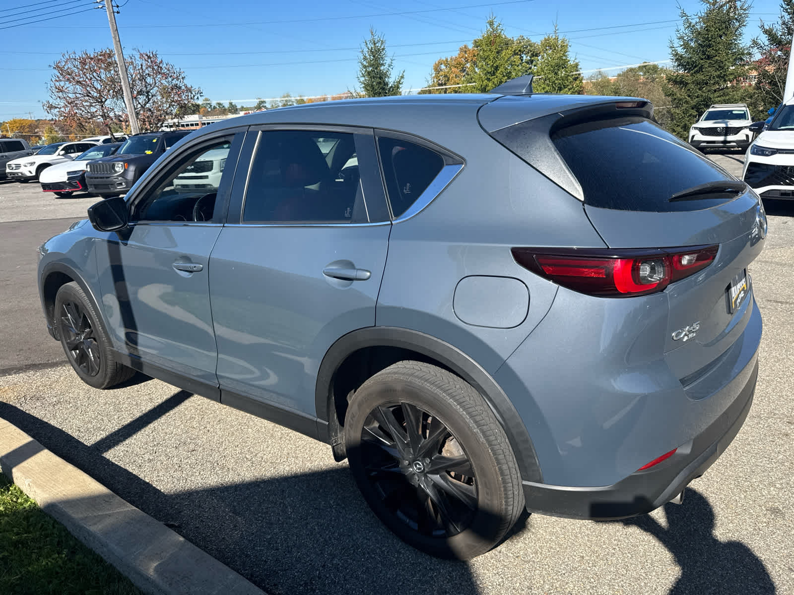 2022 Mazda CX-5 photo 5 of 12