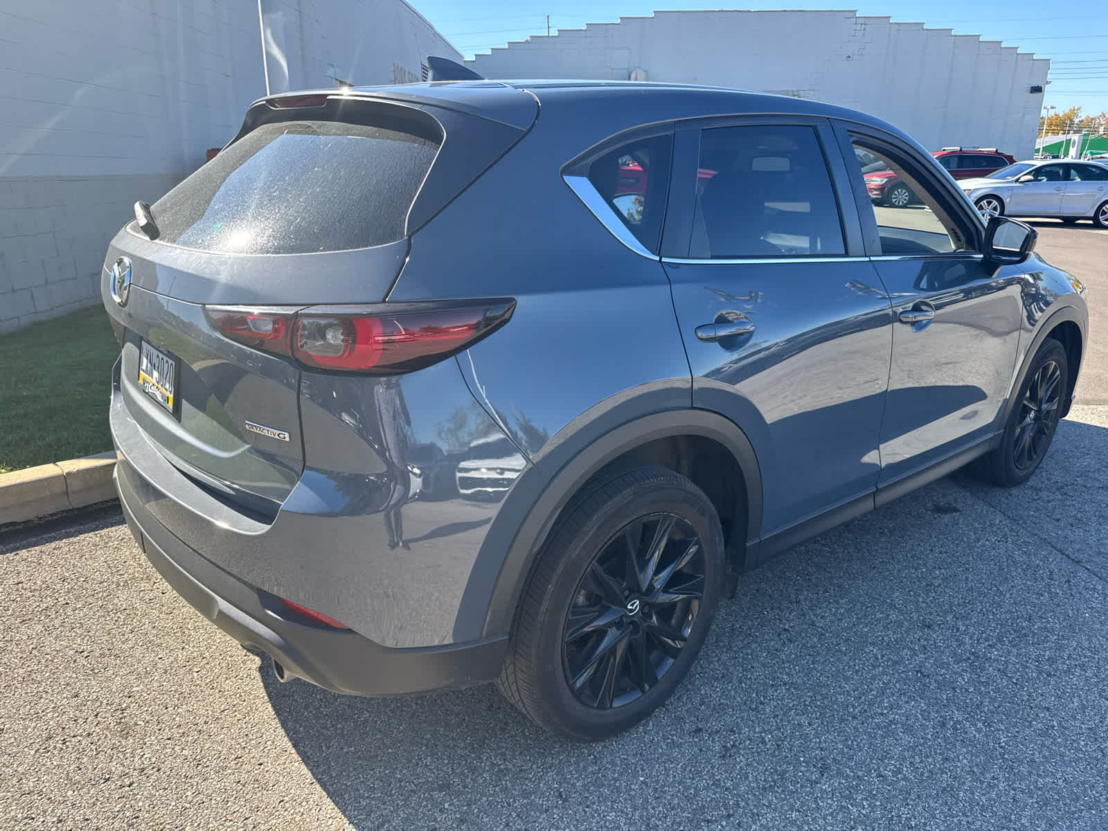 2022 Mazda CX-5 photo 4 of 12