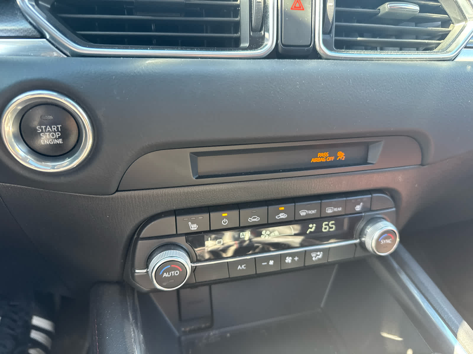 2022 Mazda CX-5 photo 8 of 12