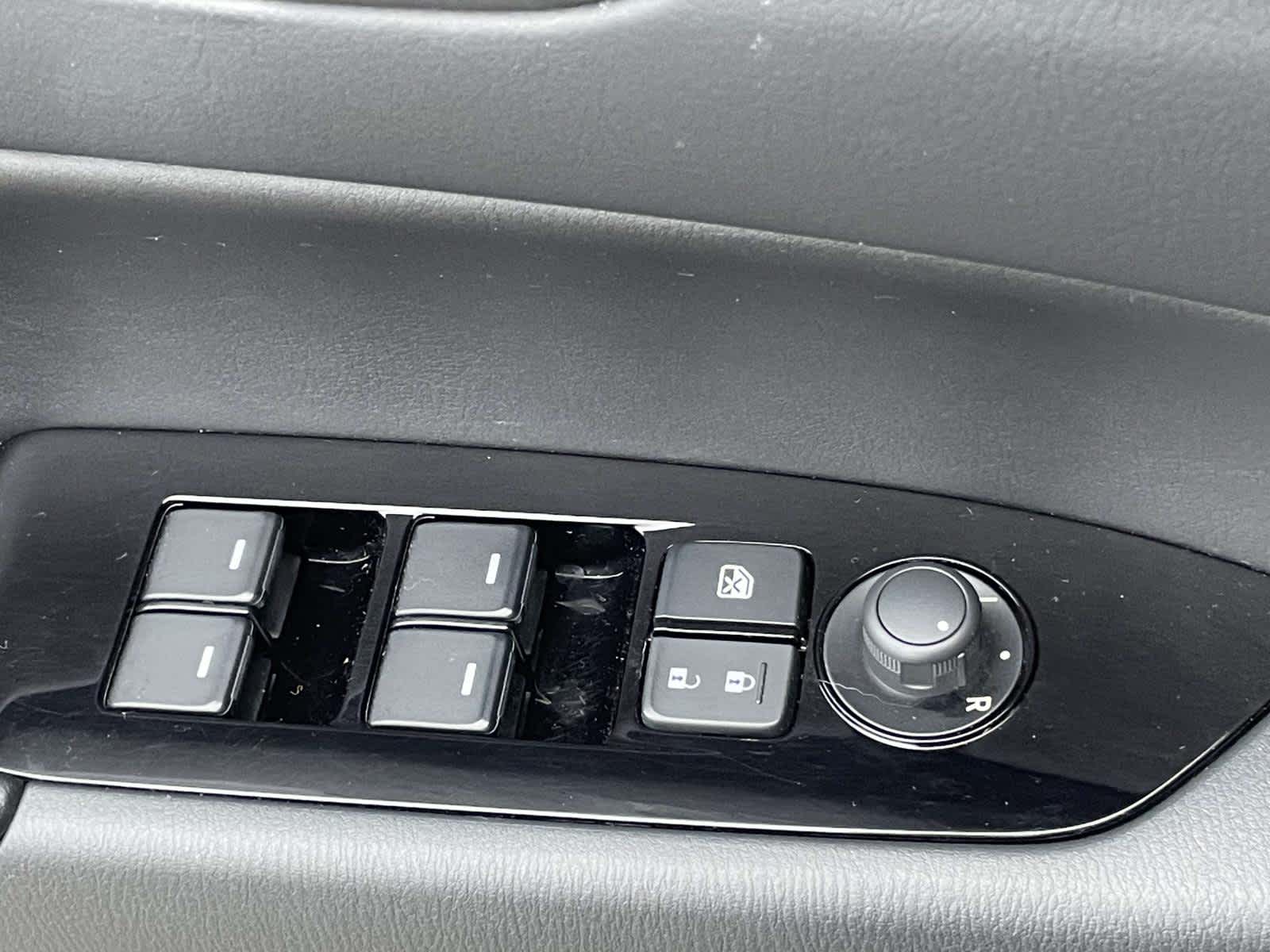 2024 Mazda CX-5 photo 26 of 33
