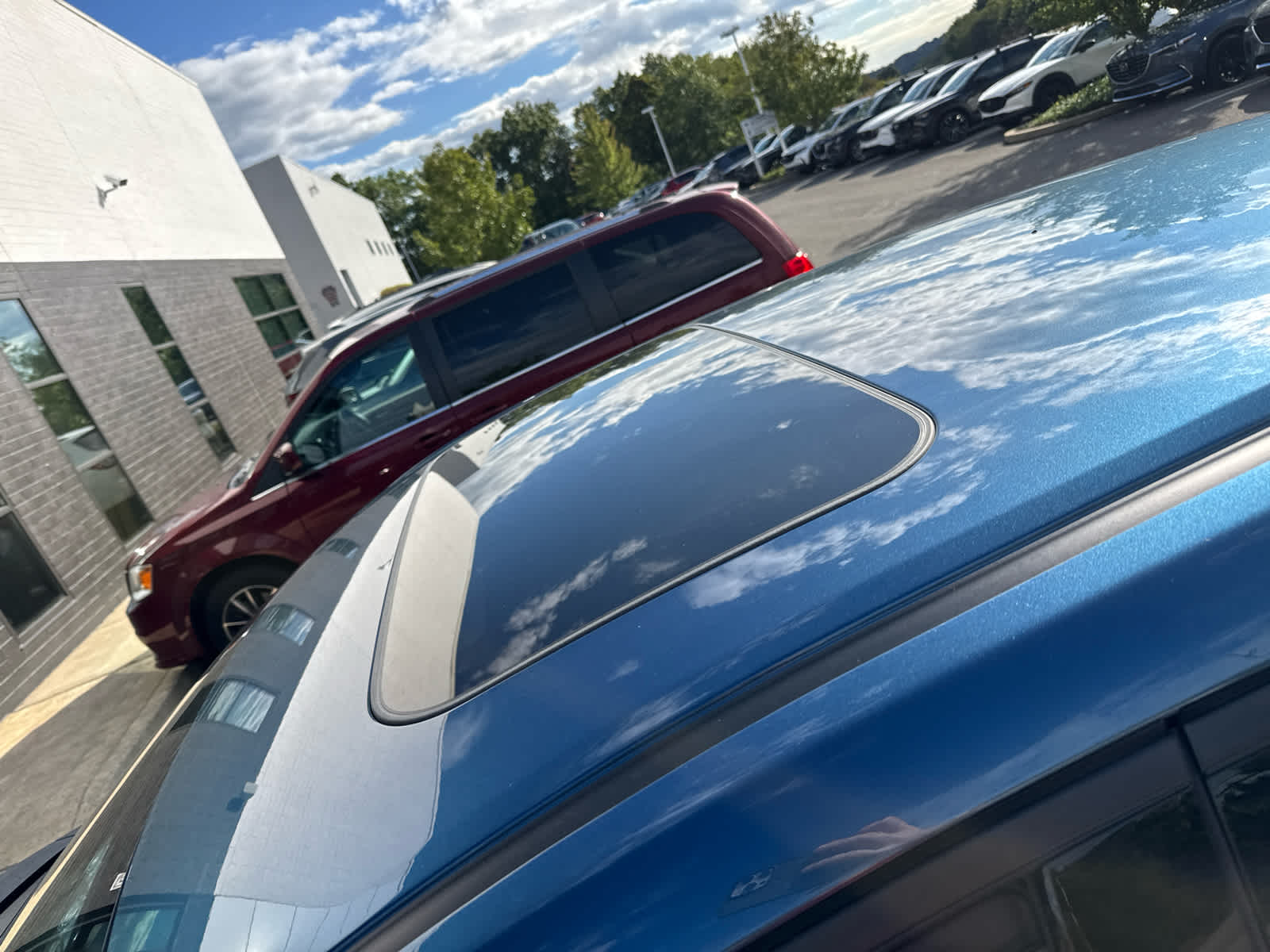2024 Mazda CX-5 photo 5 of 9