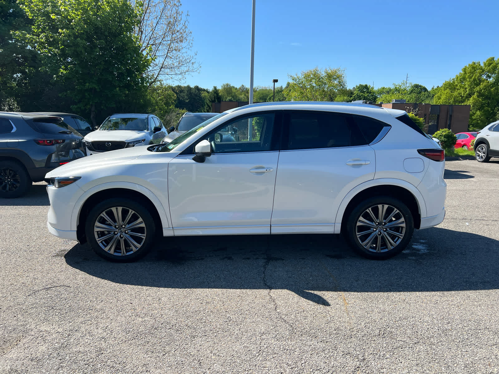 2025 Mazda CX-5 2.5 Turbo Signature Rhodium White Metallic at Diehl Automotive