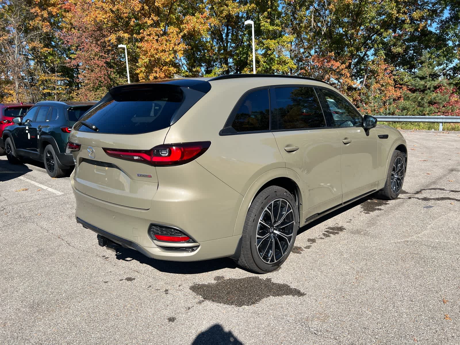 2025 Mazda CX-70 photo 5 of 18