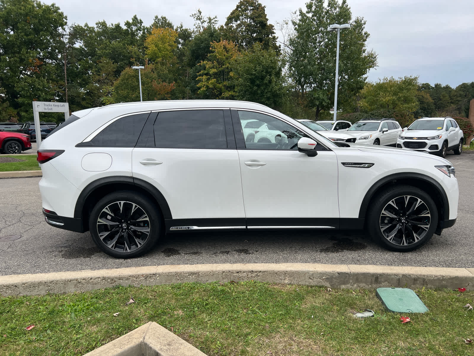 2025 Mazda CX-90 PHEV photo 5 of 18