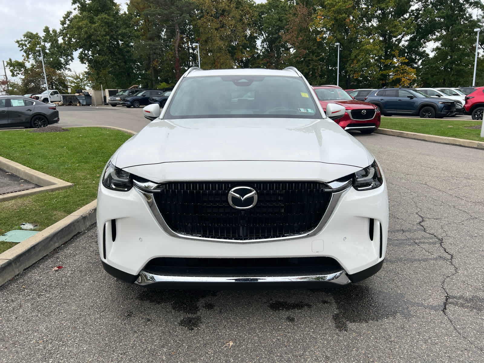 2025 Mazda CX-90 PHEV photo 6 of 18