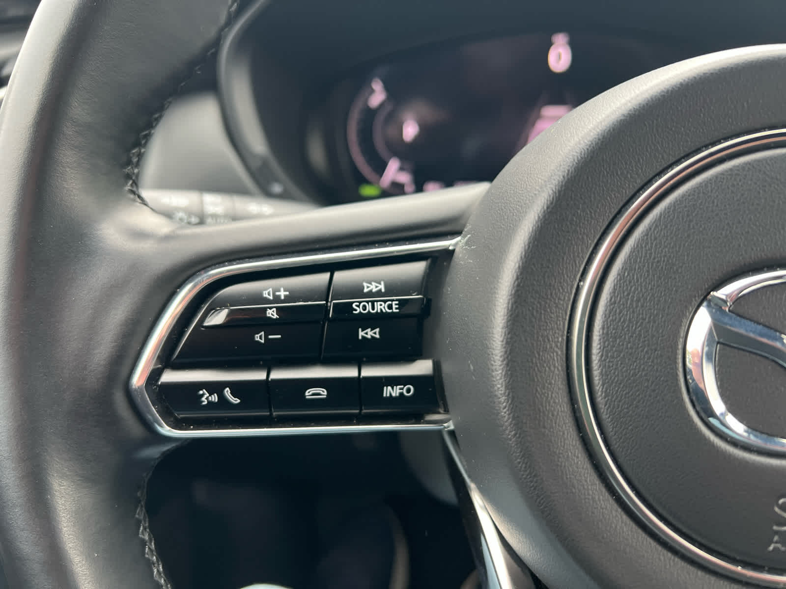 2025 Mazda CX-90 PHEV photo 8 of 18