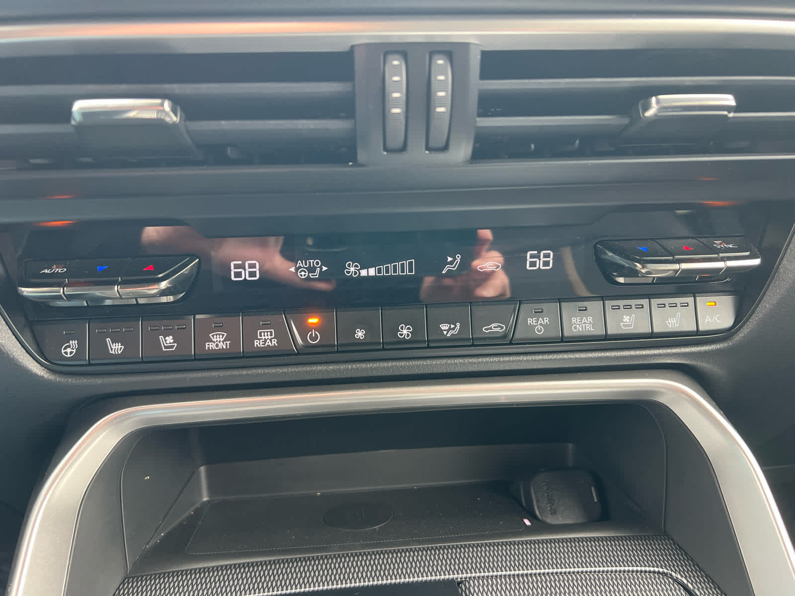 2025 Mazda CX-90 PHEV photo 13 of 18