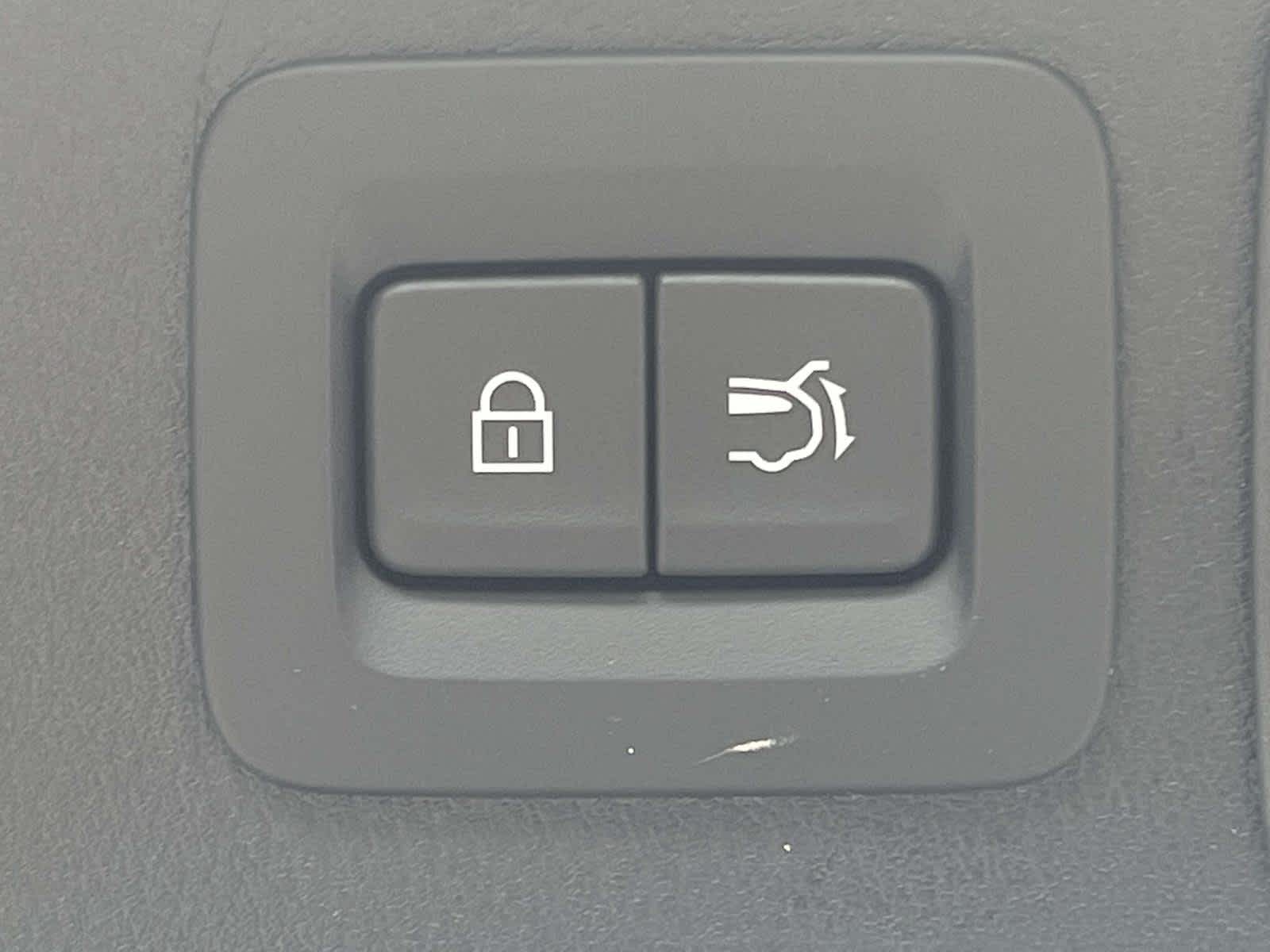 2026 Mazda CX-5 photo 19 of 36