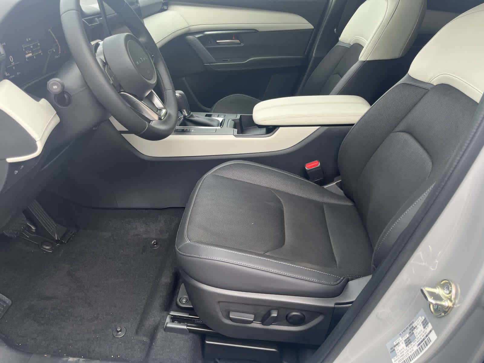 2026 Mazda CX-5 photo 15 of 36