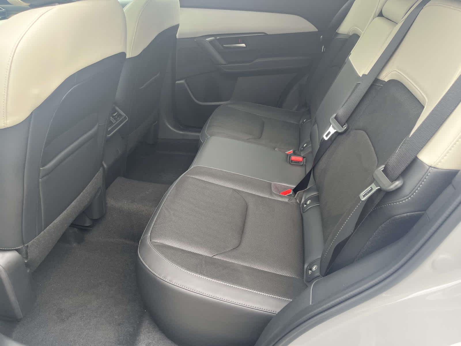 2026 Mazda CX-5 photo 17 of 36
