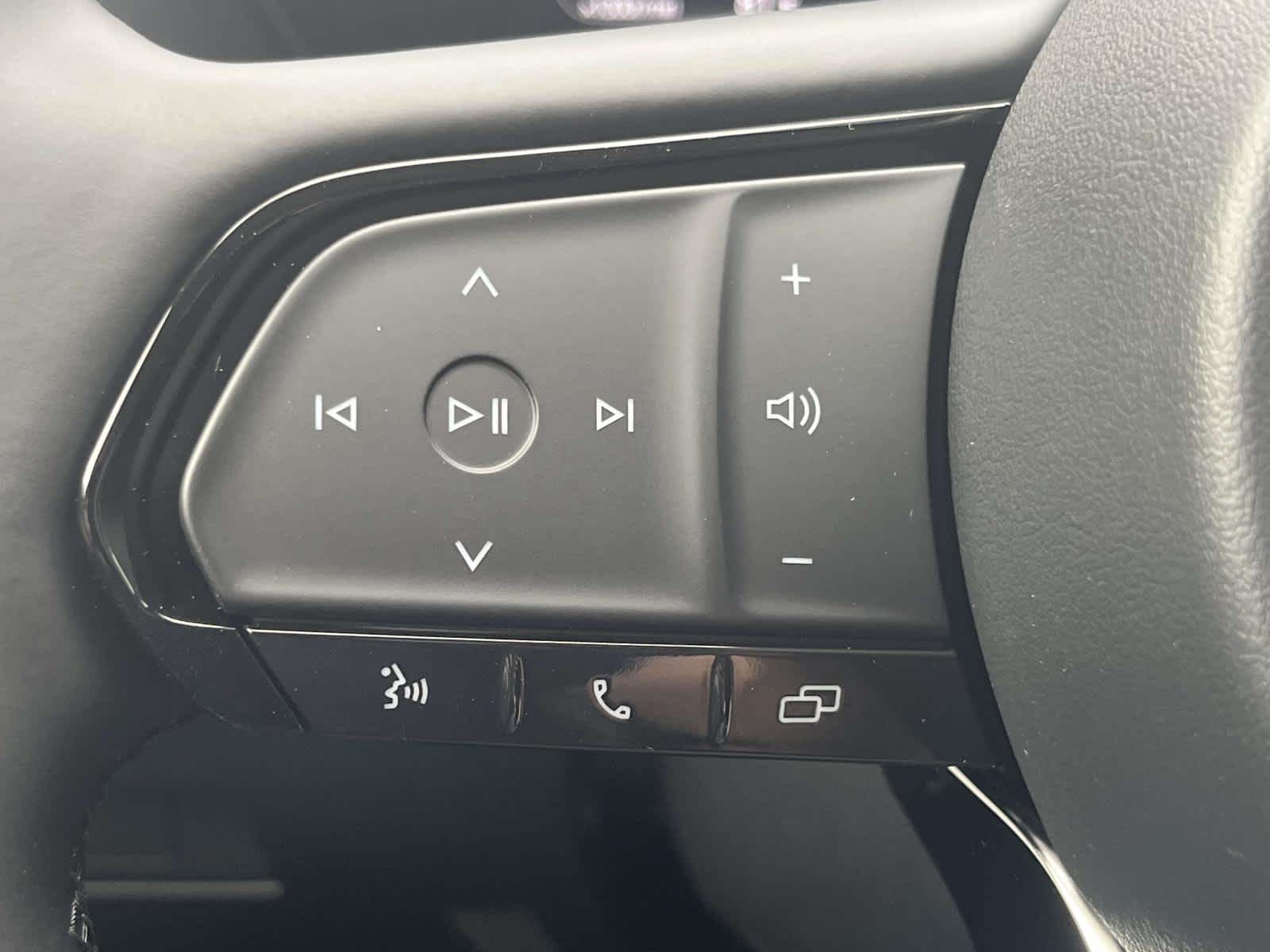 2026 Mazda CX-5 photo 31 of 36