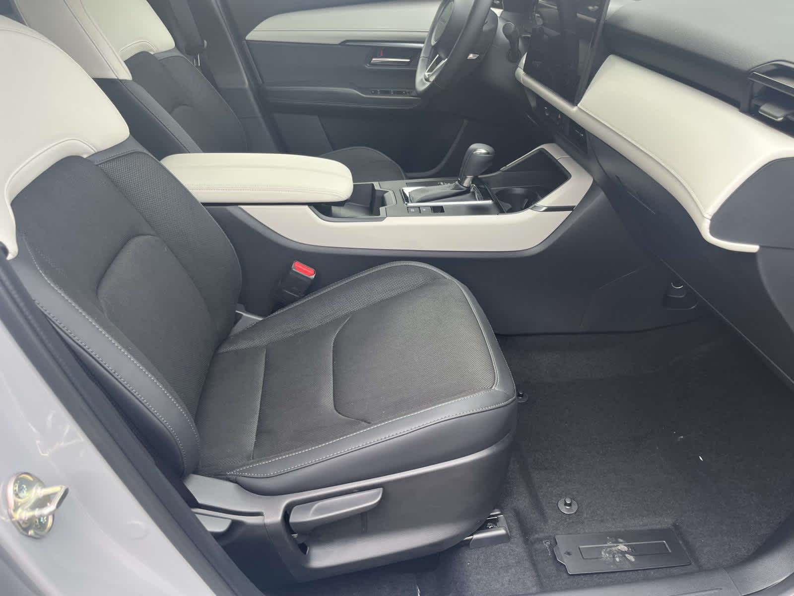 2026 Mazda CX-5 photo 21 of 36