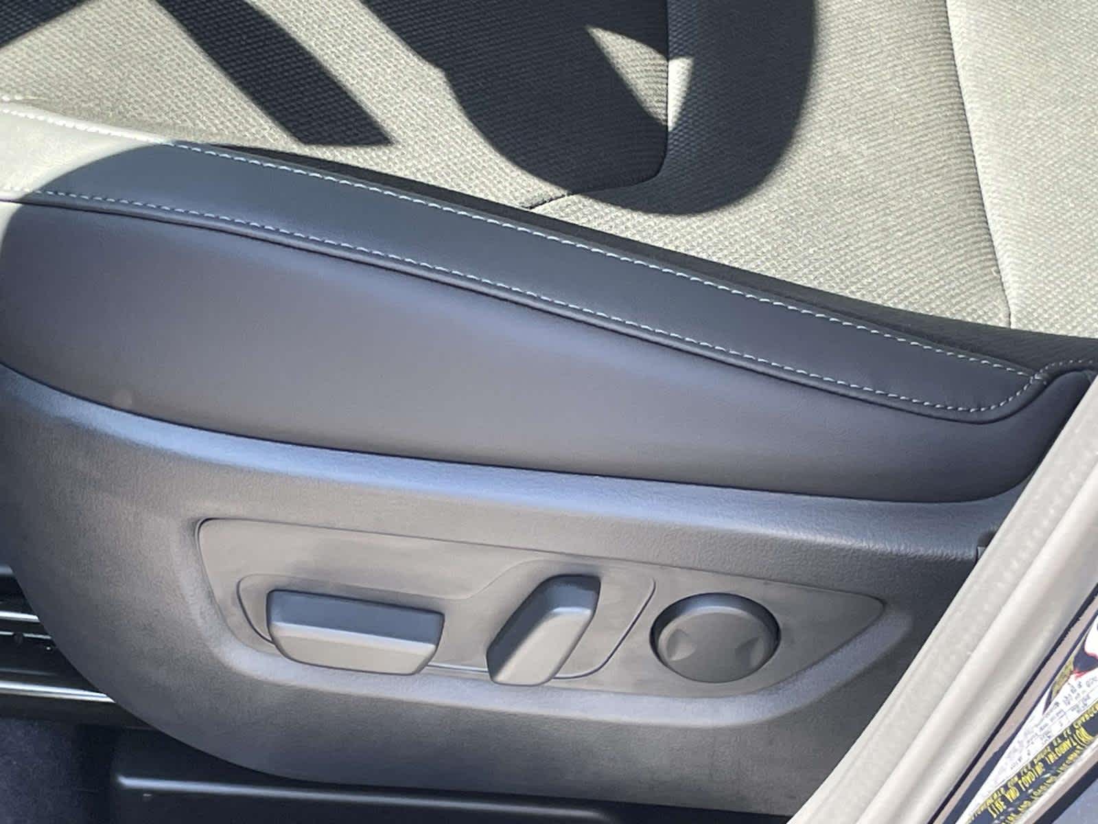 2026 Mazda CX-5 photo 16 of 31