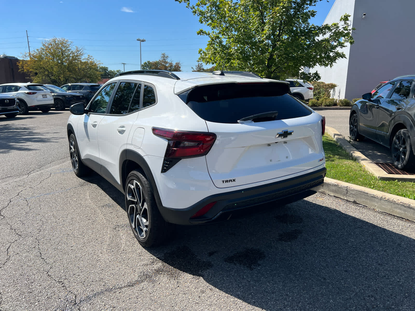 2024 Chevrolet Trax photo 3 of 12