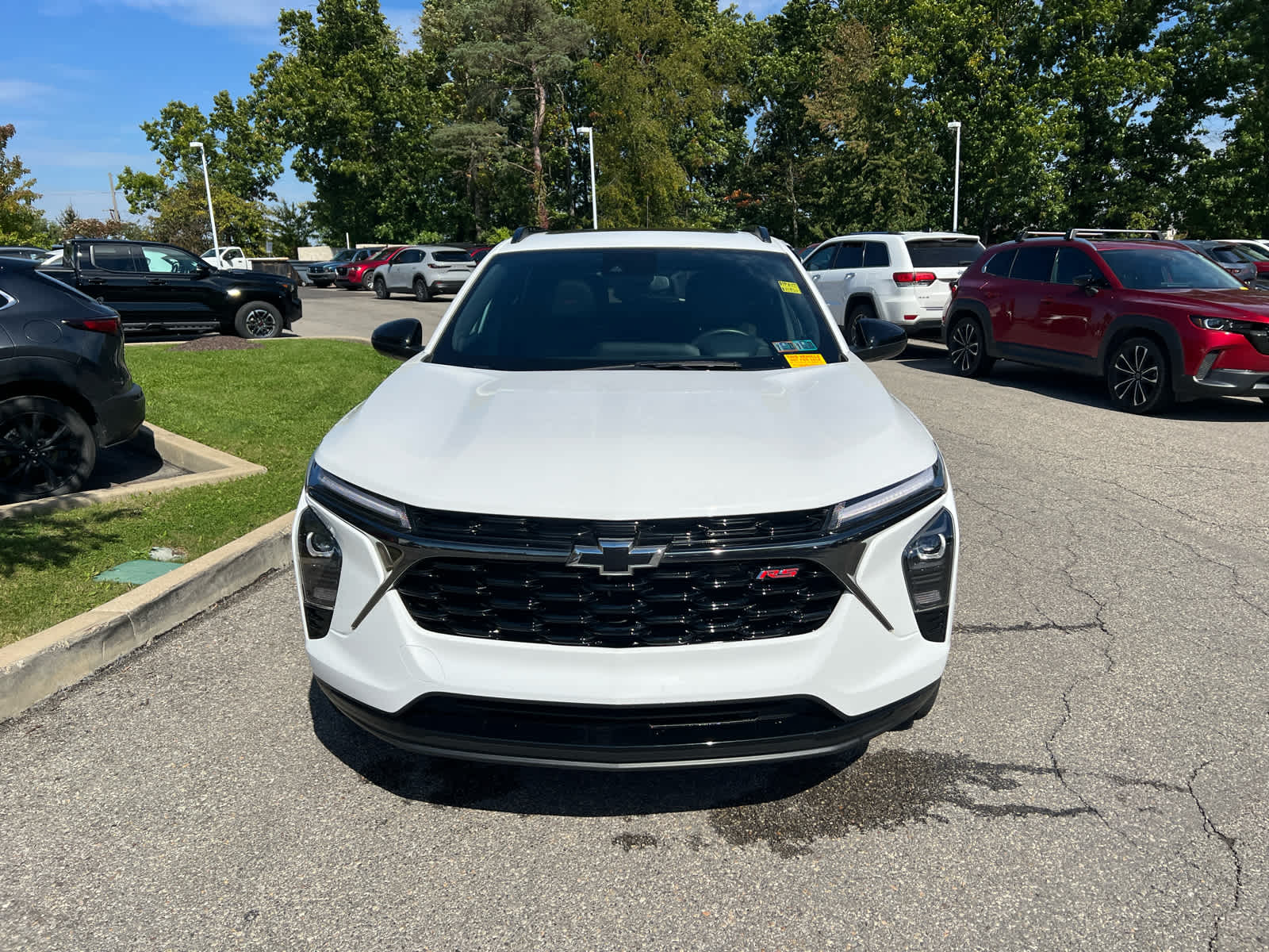 2024 Chevrolet Trax photo 8 of 12