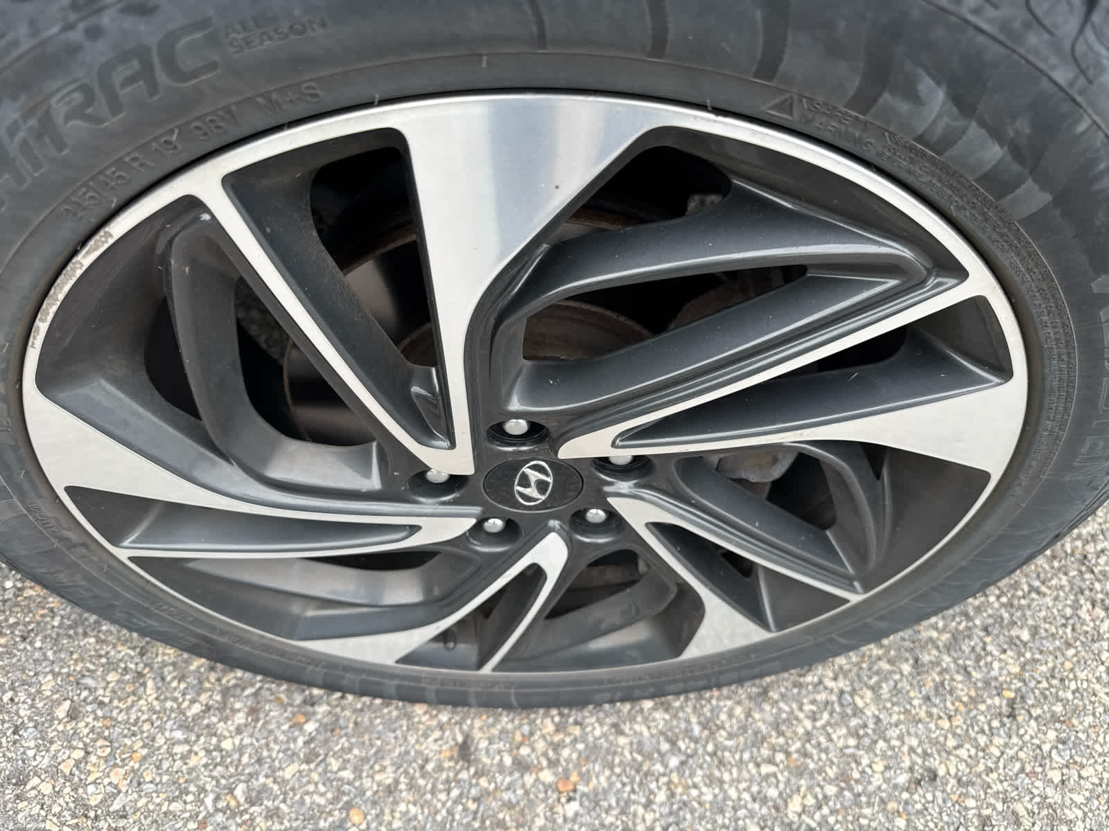 2019 Hyundai Tucson Sport - 6