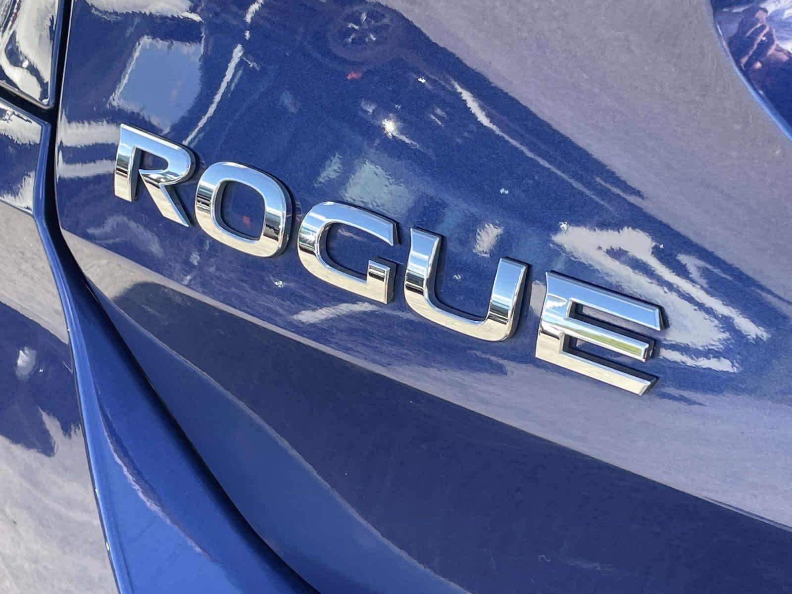 2019 Nissan Rogue photo 19 of 35