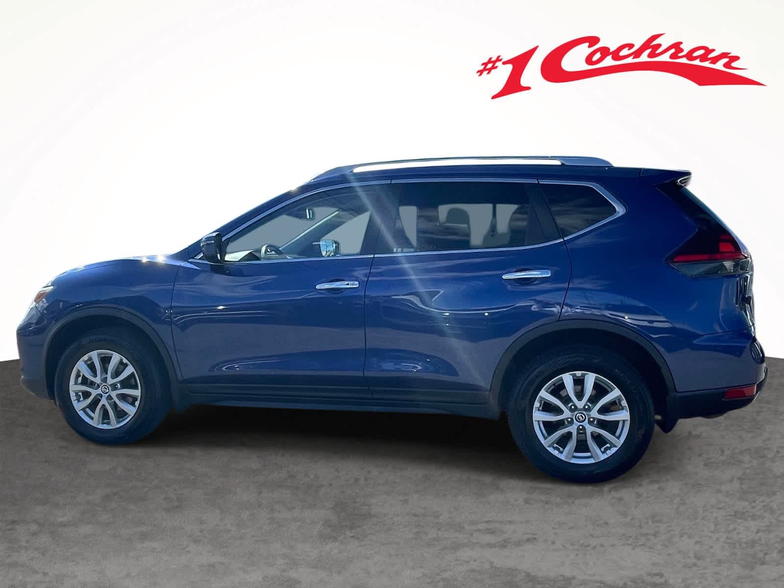 2019 Nissan Rogue photo 10 of 35