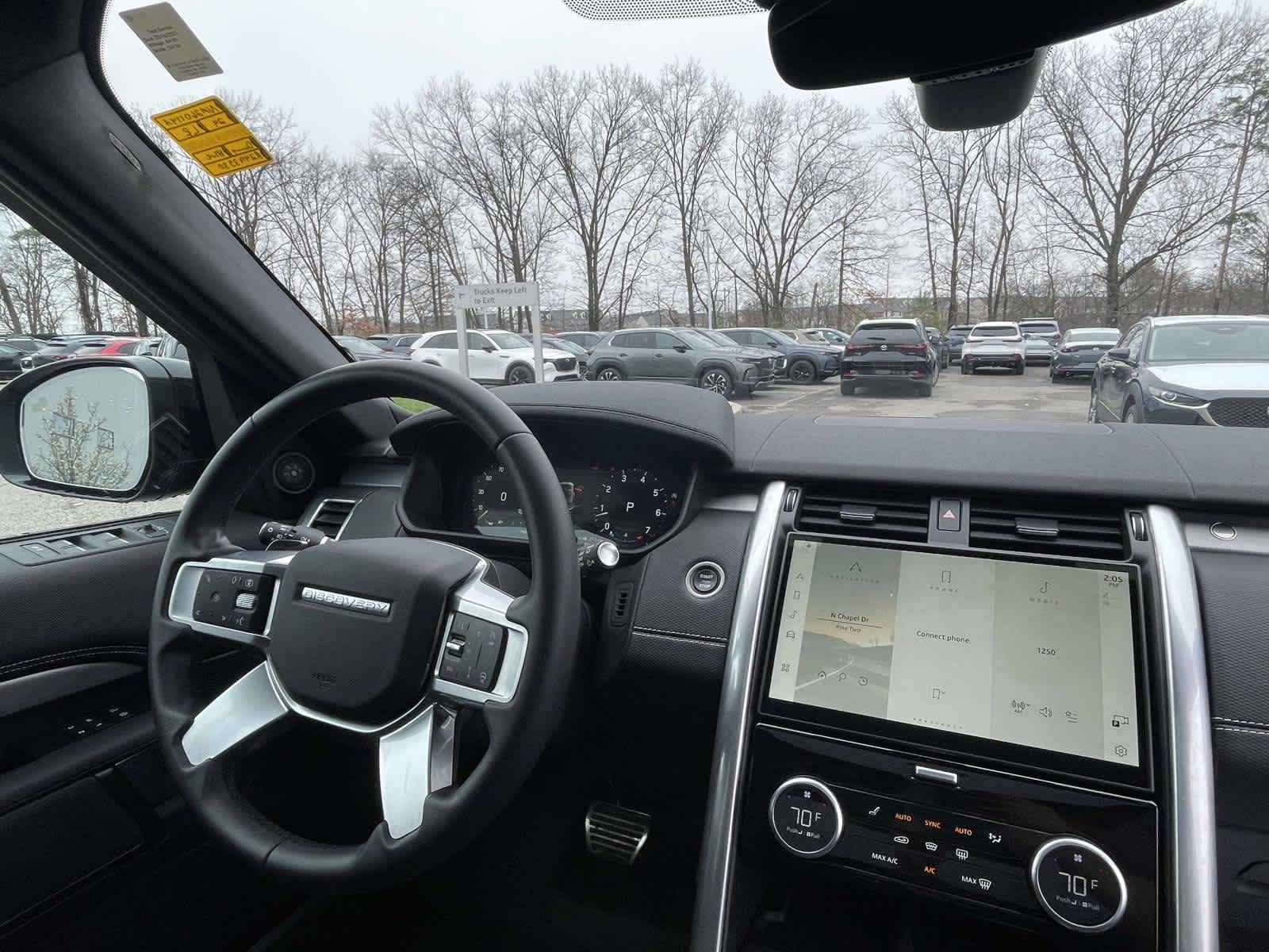 2024 Land Rover Discovery Dynamic SE - 1
