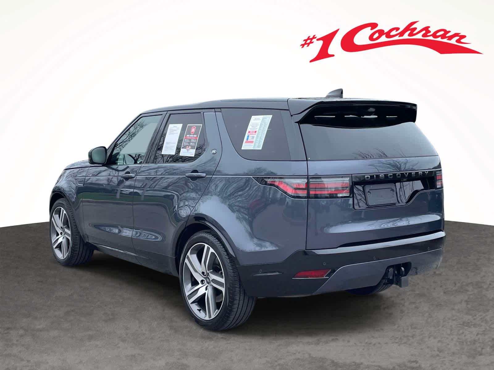 2024 Land Rover Discovery Dynamic SE - 8