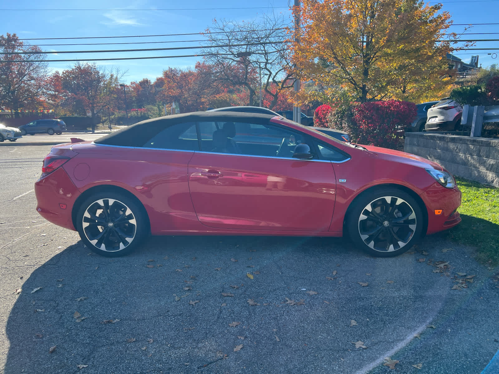 2018 Buick Cascada photo 2 of 11