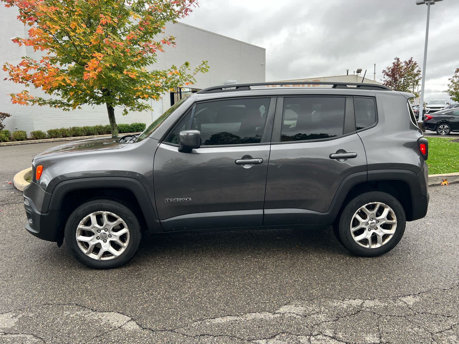 2018 Jeep Renegade photo 2 of 7