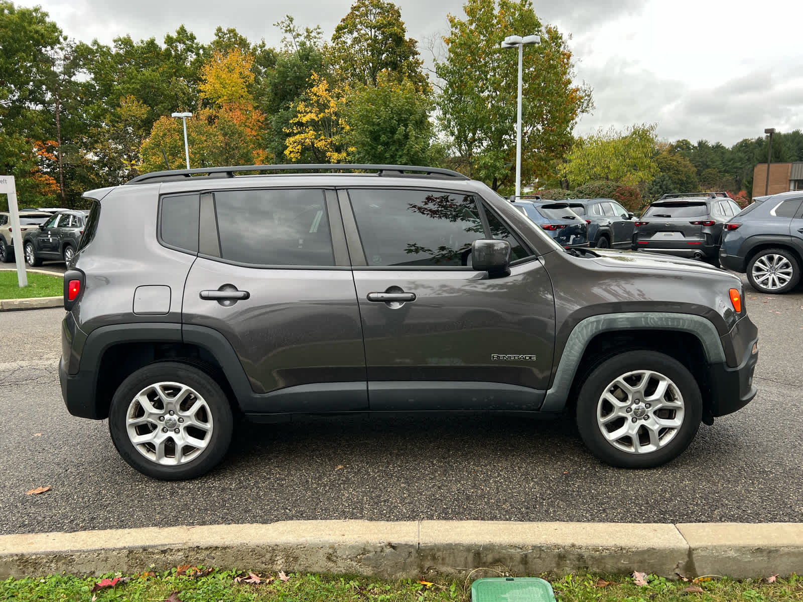2018 Jeep Renegade photo 3 of 7