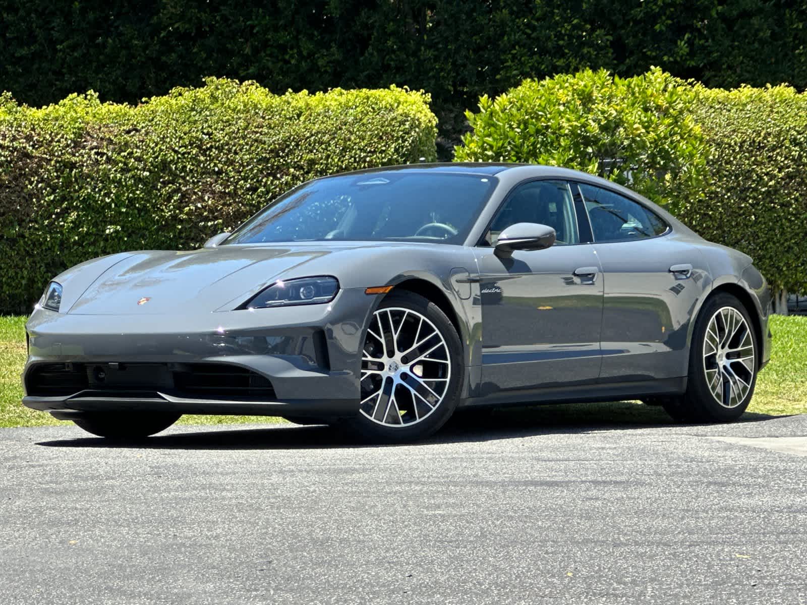 2026 Porsche Taycan