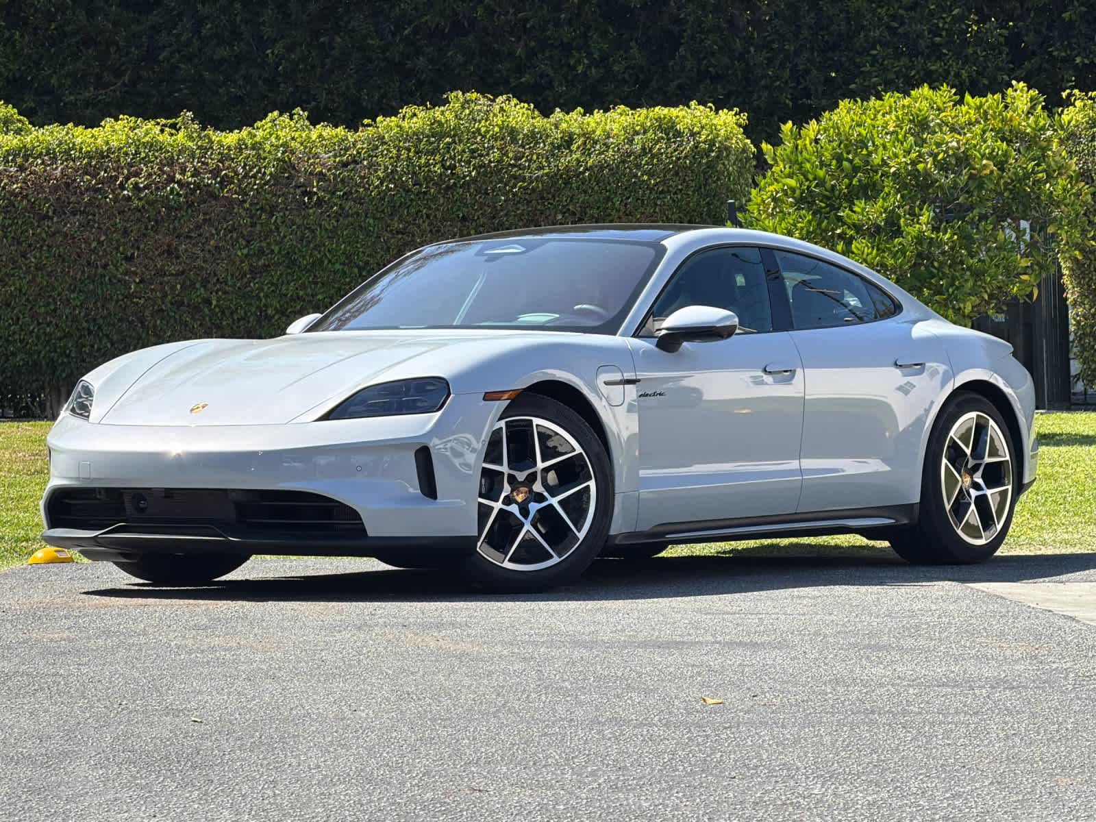 2026 Porsche Taycan