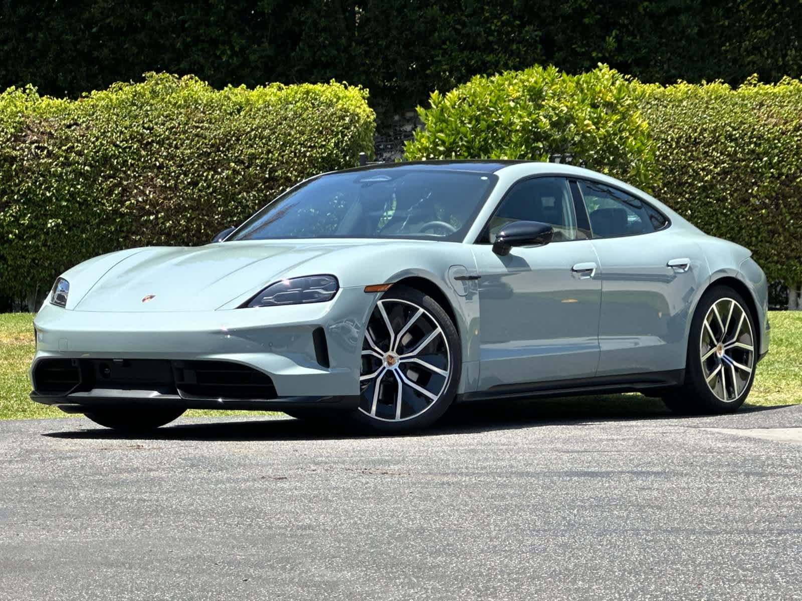 2026 Porsche Taycan