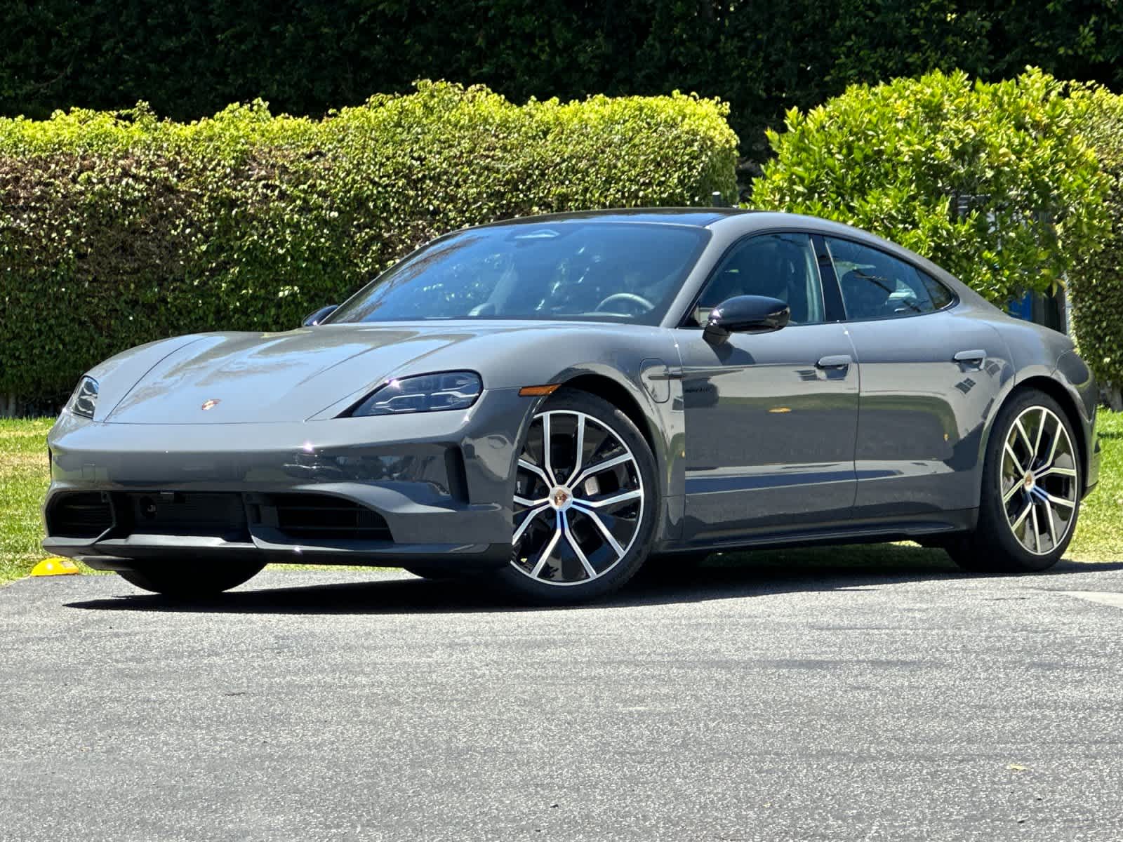2026 Porsche Taycan