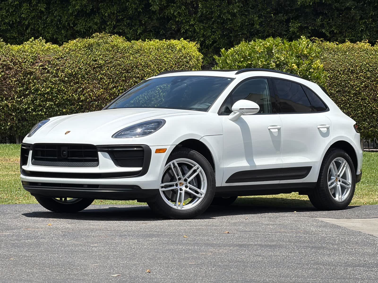 2023 Porsche Macan