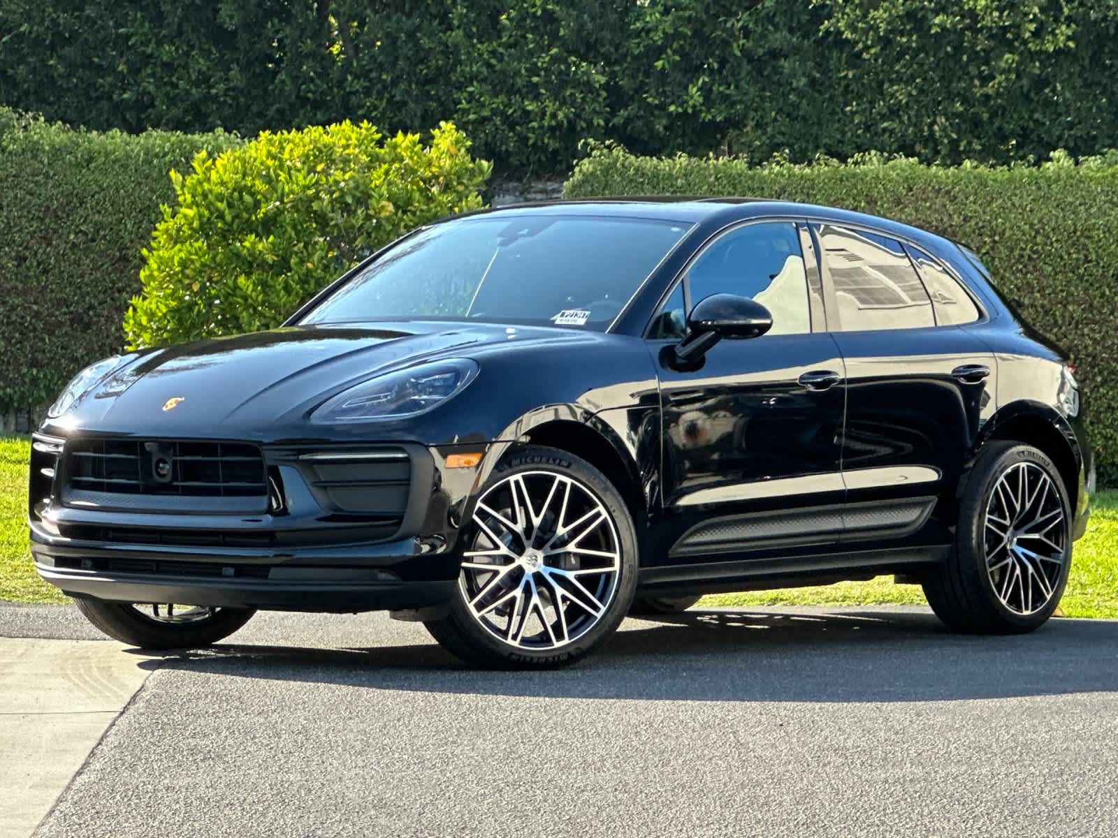 2025 Porsche Macan