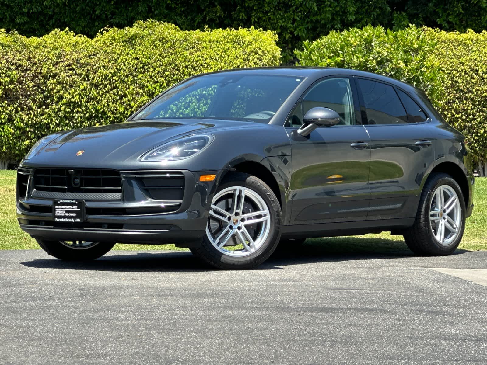 2026 Porsche Macan