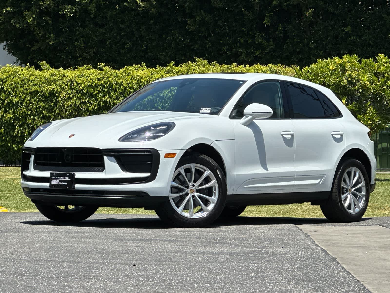 2025 Porsche Macan