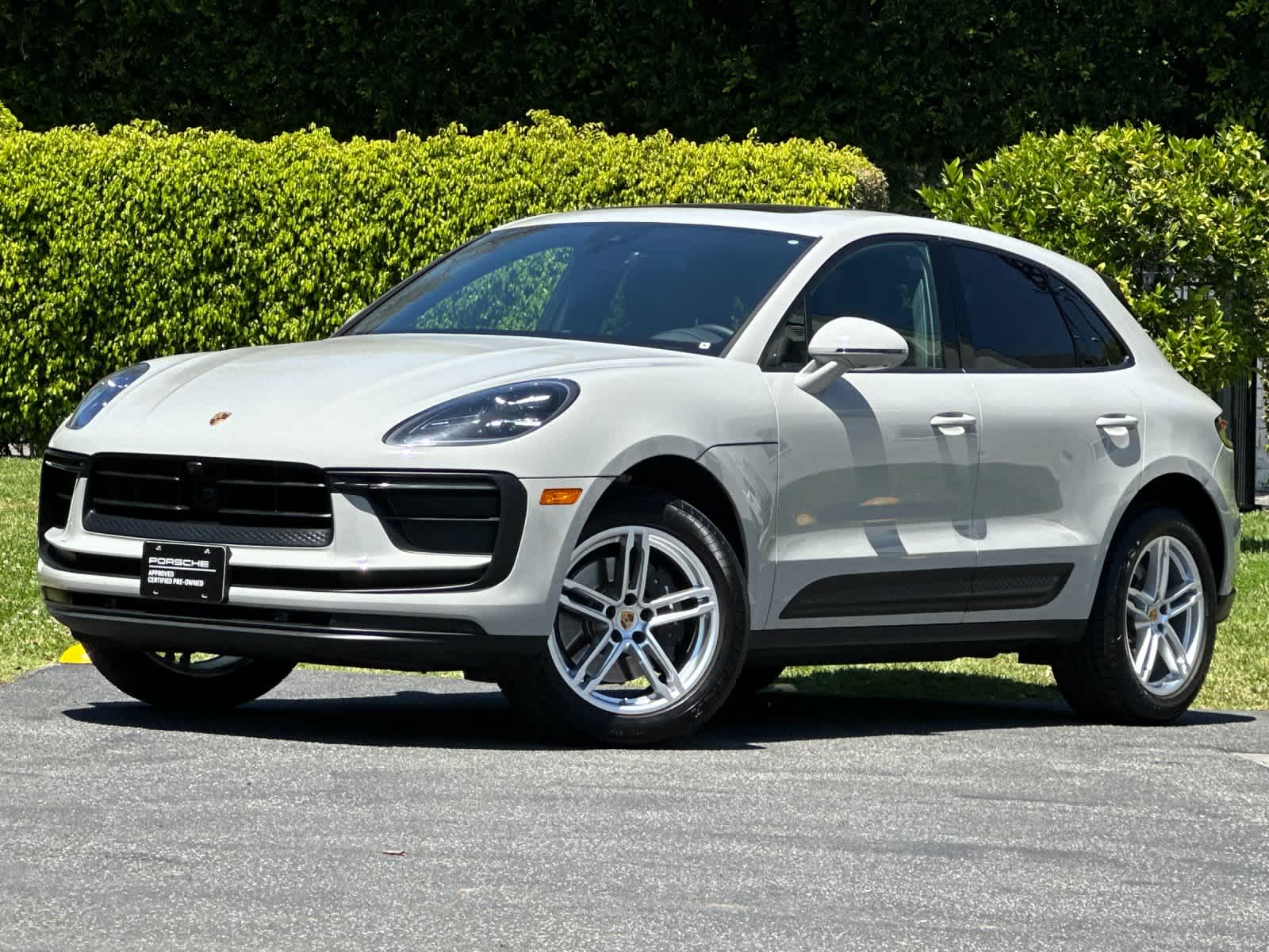 2025 Porsche Macan