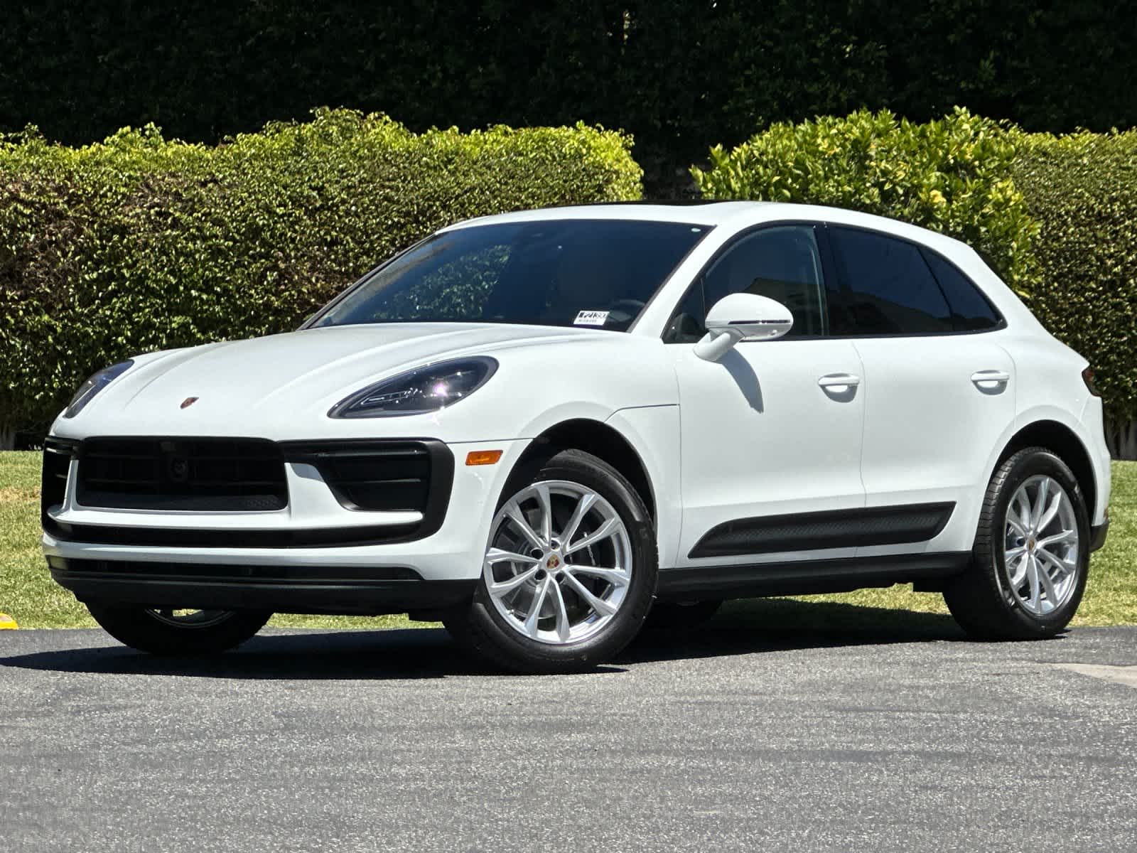2025 Porsche Macan