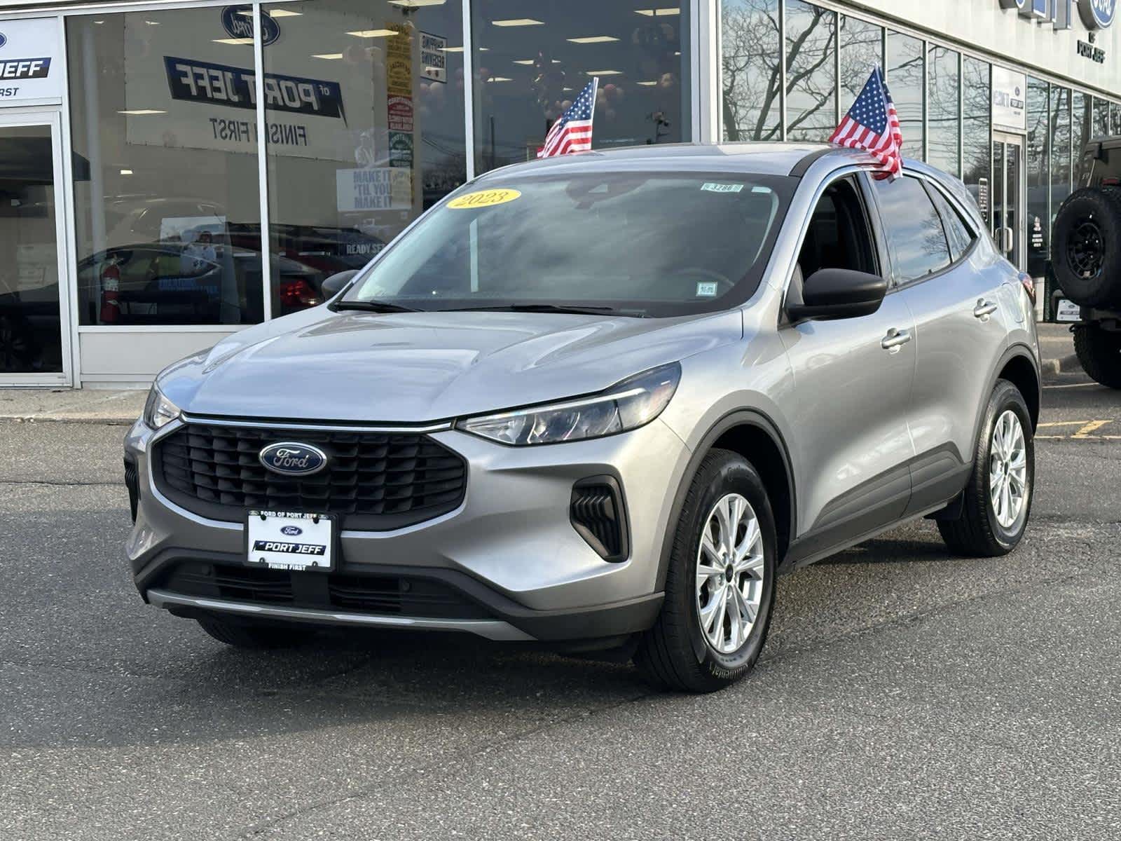 Iconic Silver Metallic 2023 Ford Escape Active AWD SUV / Crossover All-Wheel Drive Automatic