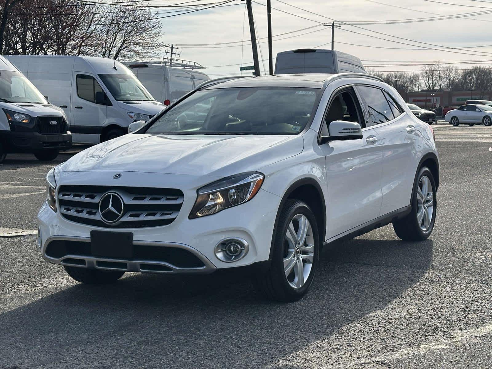 Polar White 2018 Mercedes-Benz GLA 250 4MATIC SUV / Crossover All-Wheel Drive 7-Speed Automatic