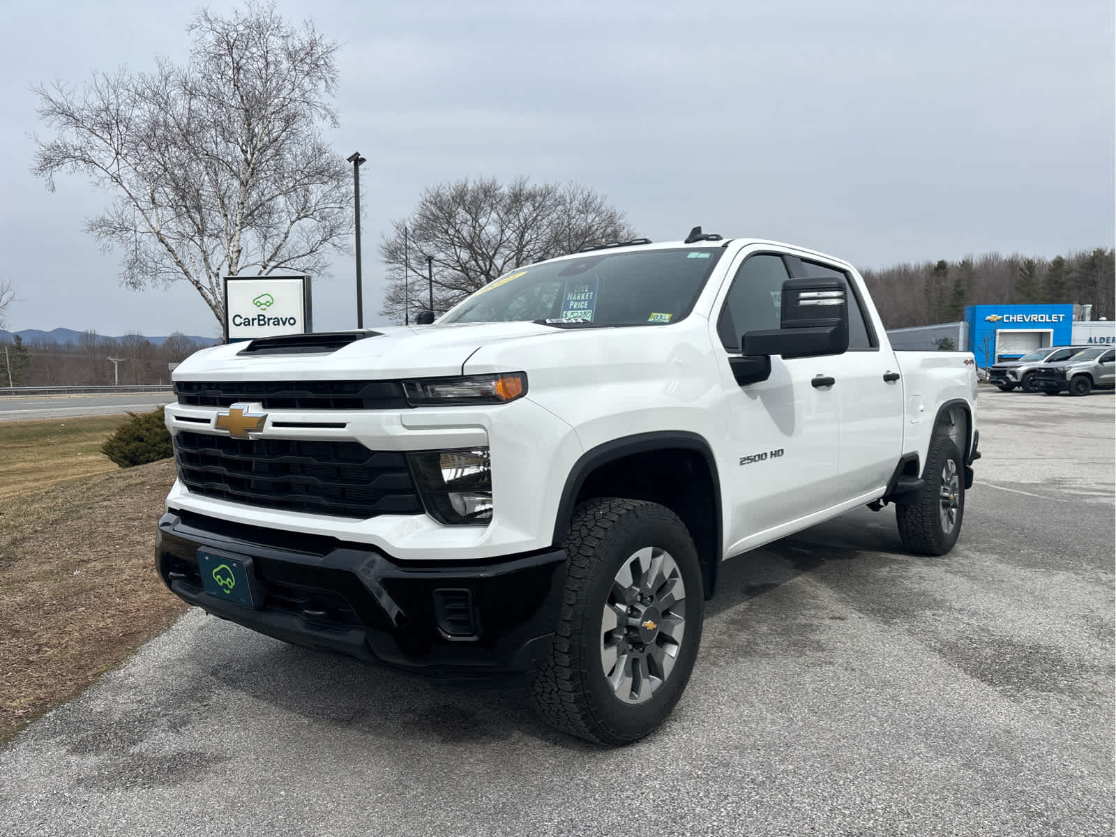 2025 Chevrolet Silverado 2500HD Custom Crew Cab 4WD