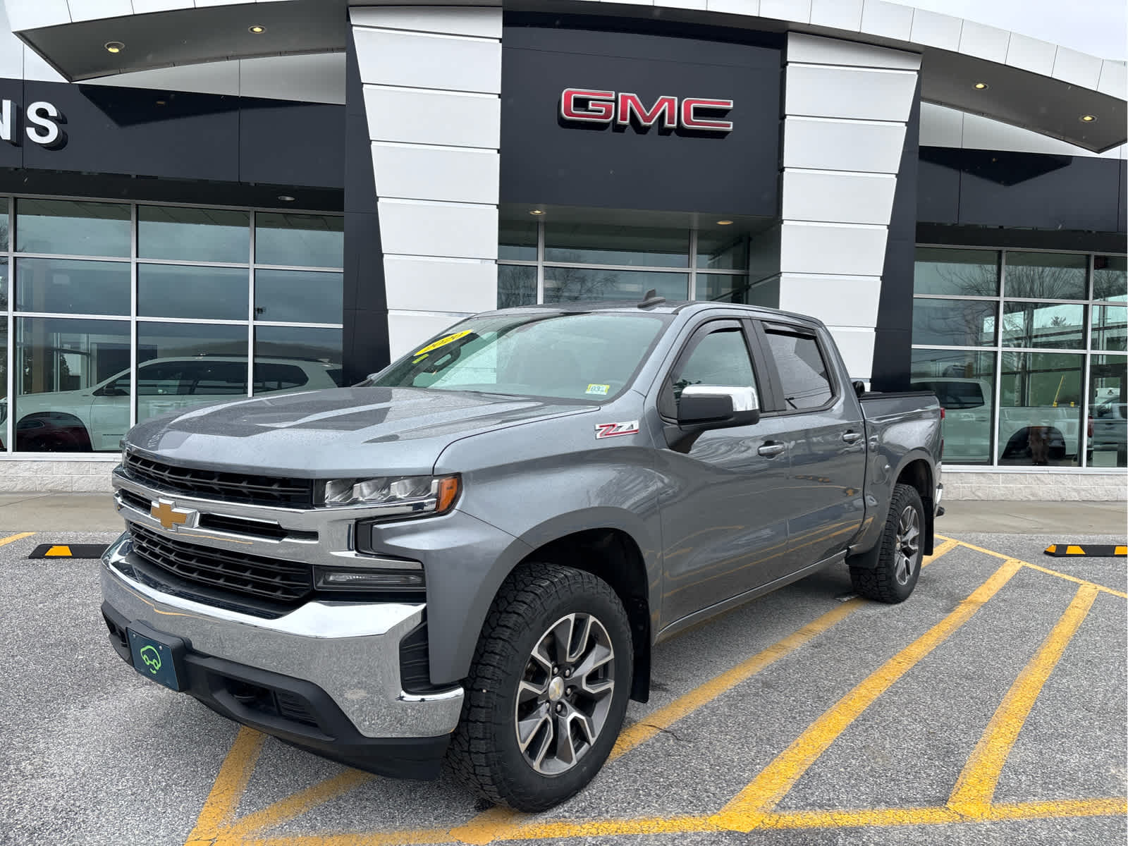 Gray (Satin Steel Metallic) 2020 Chevrolet Silverado 1500 LT Crew Cab 4WD Pickup Truck Four-Wheel Drive 8-Speed Automatic