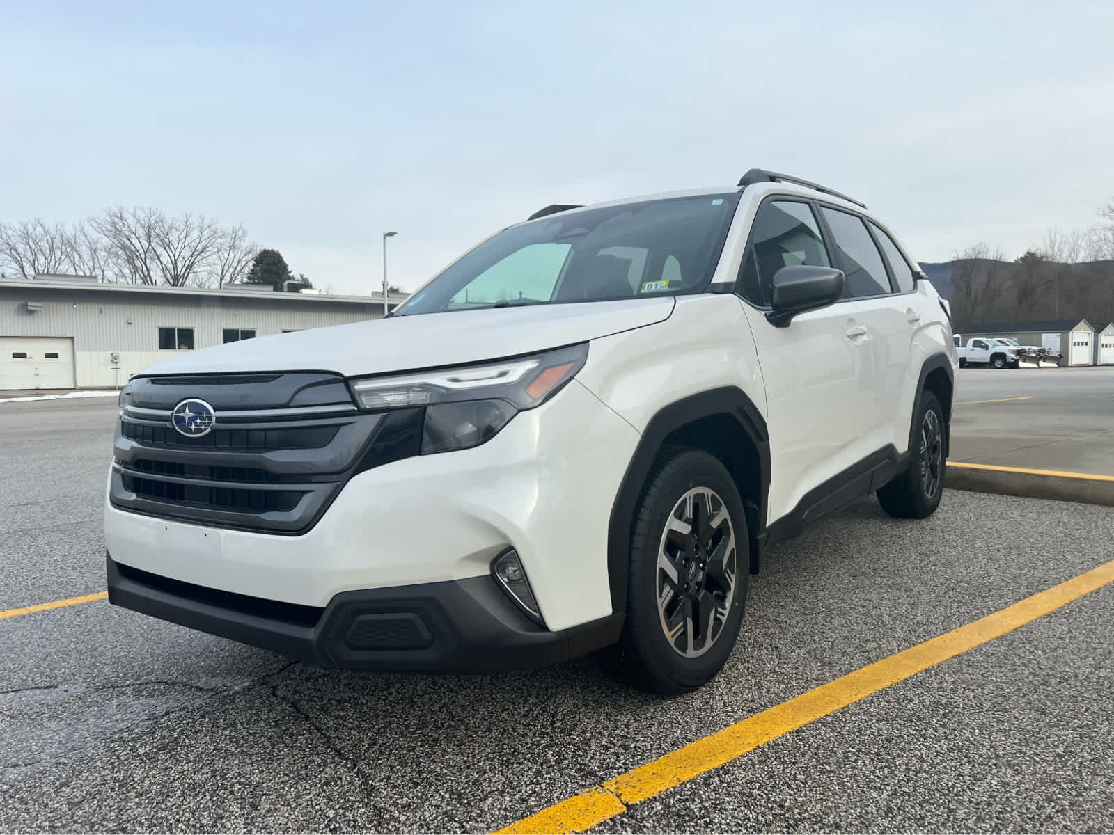 View vehicle photo 3