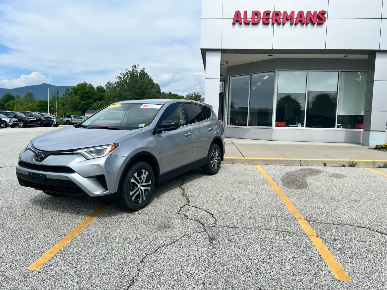 2018 Toyota RAV4 LE AWD