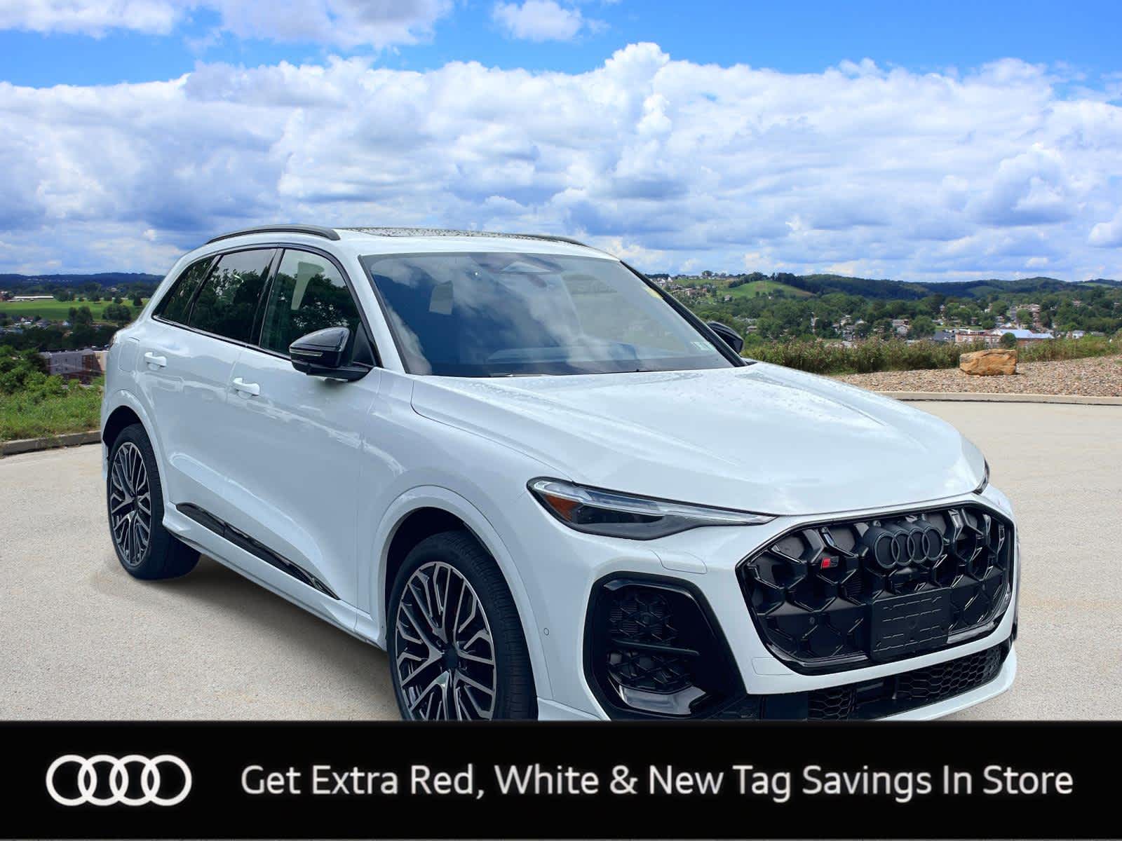 2Y2Y/White 2026 Audi SQ5 SUV / Crossover All-Wheel Drive 7-Speed Automatic