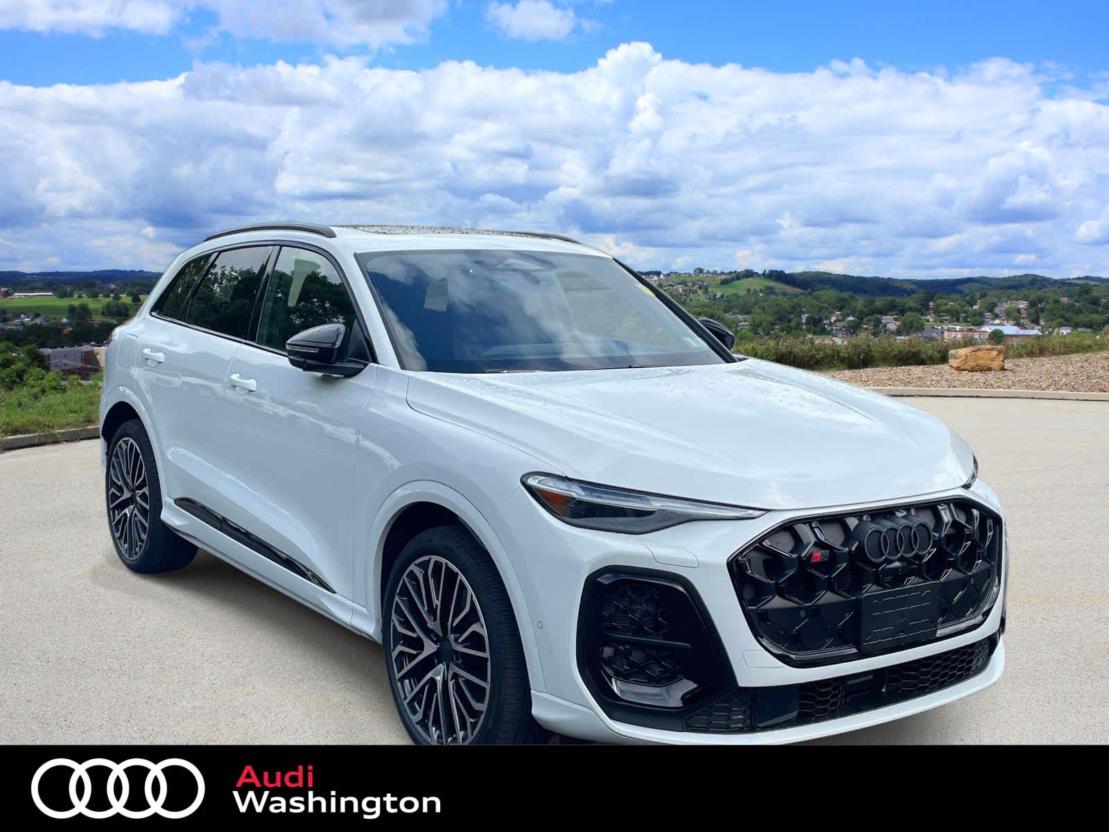 2Y2Y/White 2026 Audi SQ5 SUV / Crossover All-Wheel Drive 7-Speed Automatic