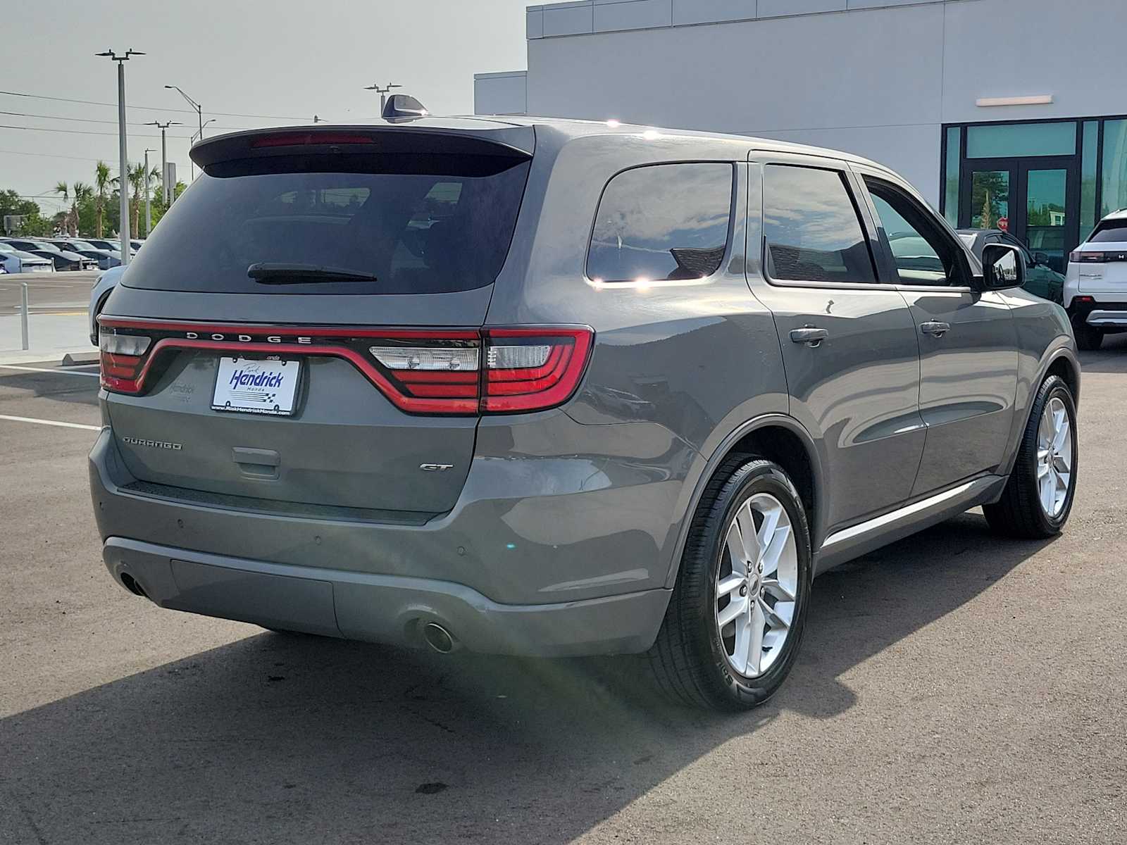 View vehicle photo 7