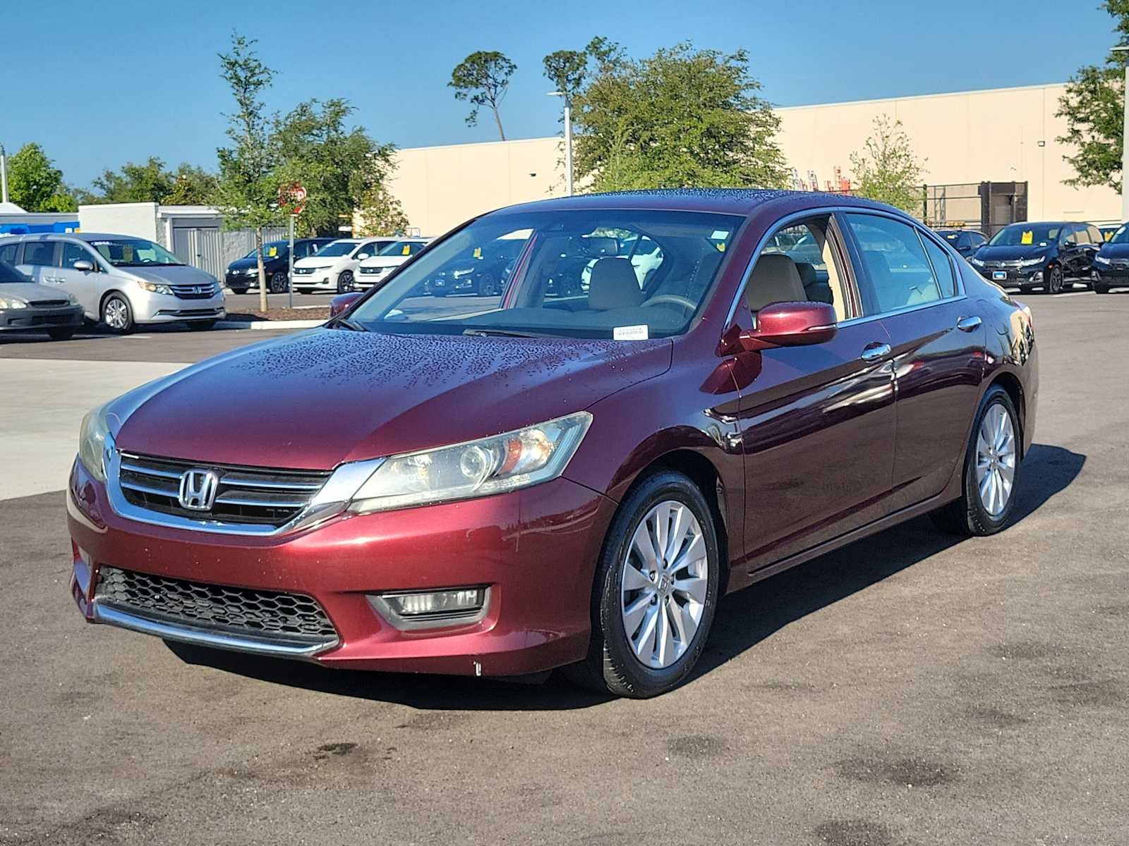 View vehicle photo 3