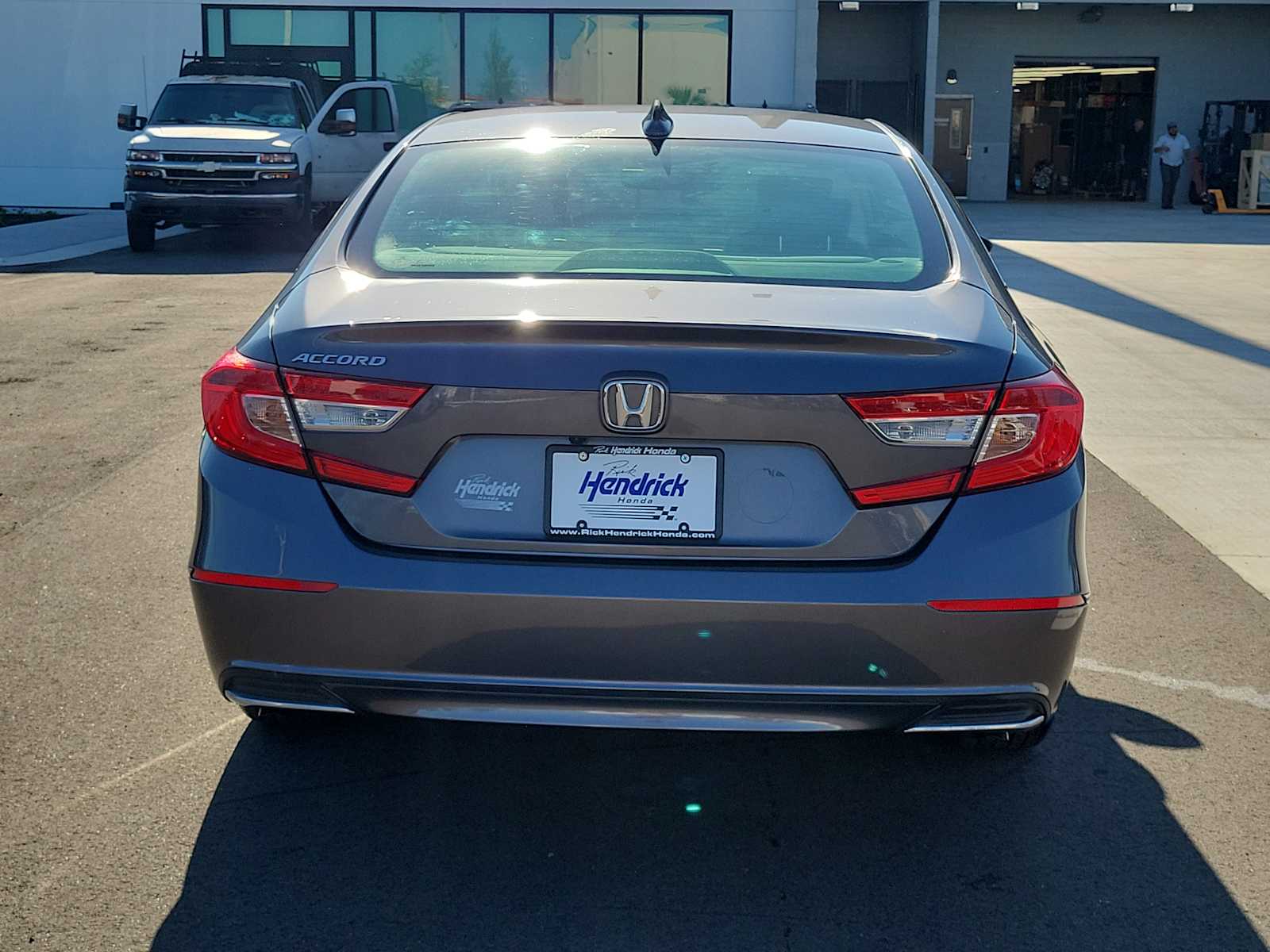 View vehicle photo 6